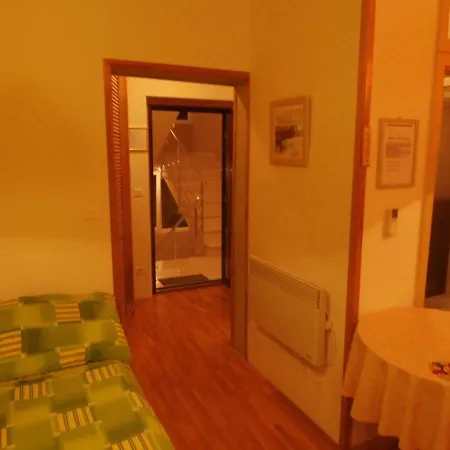 Mia-beach In * Split